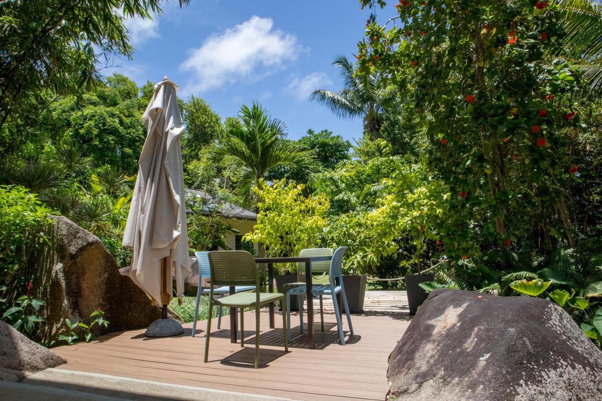 Domaine Desaubin Luxury Guest house Takamaka